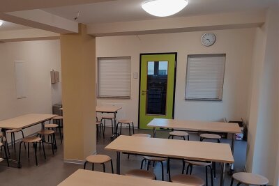 Grundschule Bräunsdorf: Ein neuer  Platz zum Lernen, Essen und für Kreativität - Der neue Mehrzweckraum in der Bräunsdorfer Grundschule wird auch für den Unterricht genutzt. 
