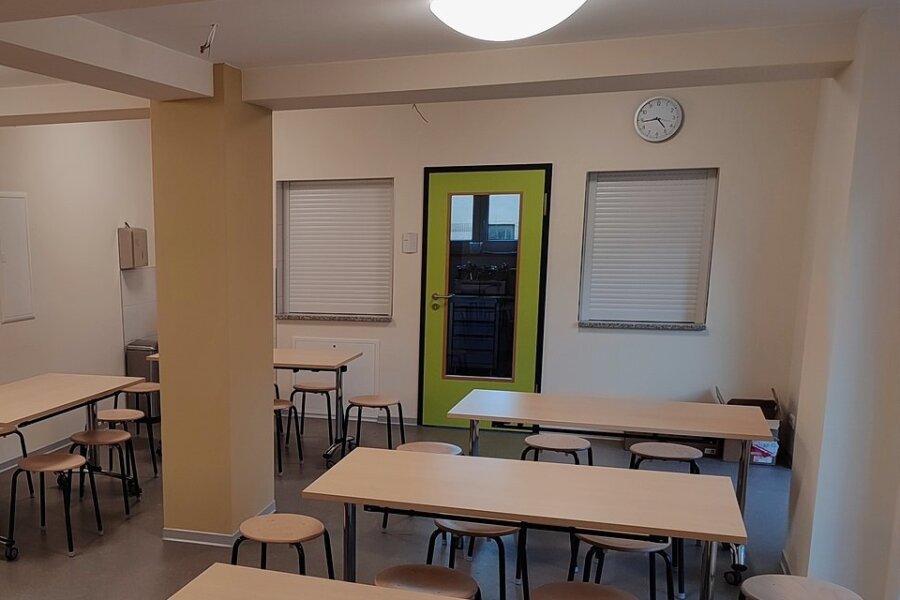 Grundschule Bräunsdorf: Ein neuer  Platz zum Lernen, Essen und für Kreativität - Der neue Mehrzweckraum in der Bräunsdorfer Grundschule wird auch für den Unterricht genutzt. 
