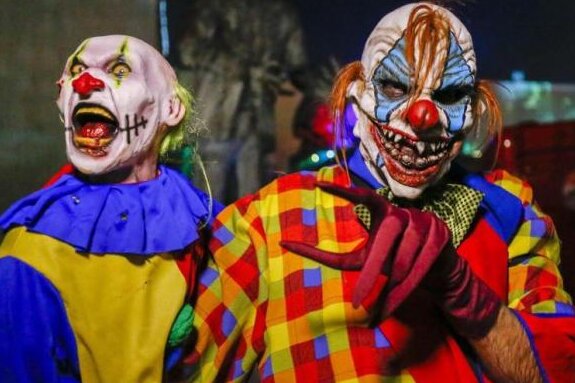 Gruselclowns in Chemnitz und Erzgebirge - Grusel-Clowns verbreiten derzeit deutschlandweit Angst und Schrecken.