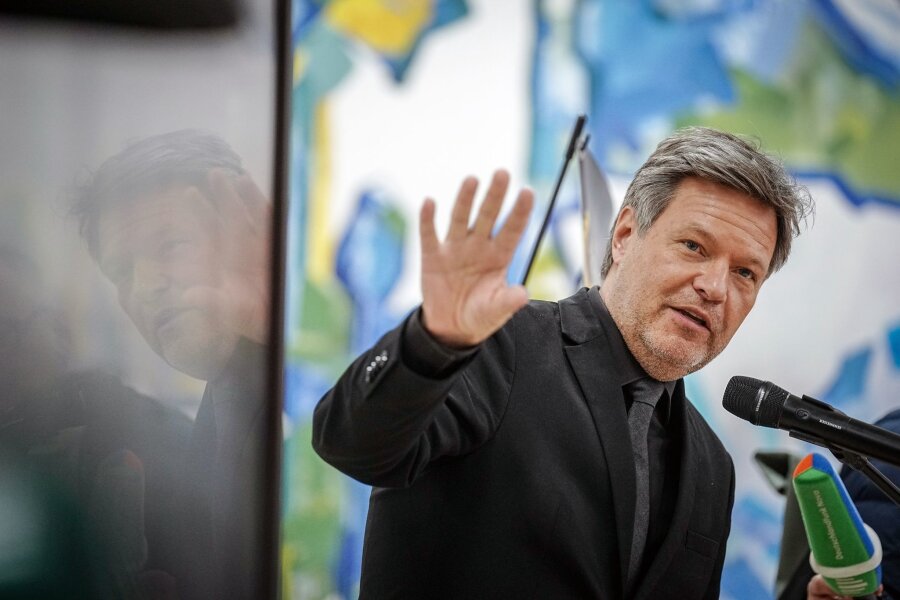 Habeck verspricht Ukraine weitere Unterstützung Deutschlands - Vizekanzler Robert Habeck besucht zurzeit die Ukraine.