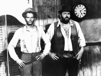 Hallo, Spencer! - Held und Haudrauf: Terence Hill und Bud Spencer (rechts) in dem erfolgreichen Italo-Western-Klamauk "Vier Fäuste für ein Halleluja" (1971).