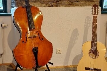 "Handwerk trifft Musik" in Klingenthal - Violoncello von Jonas Kiesewetter und Spanische Konzertgitarre von Tim Ananjiev. 