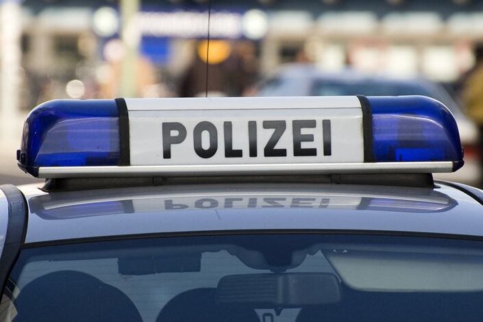 Hartenstein: 60.000 Euro Schaden nach Unfall auf A72 - 