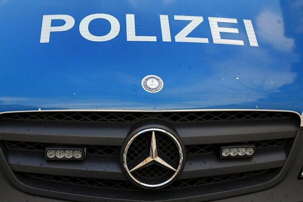 Hartmannsdorf: Mann will Achtjährige in sein Auto ziehen - 