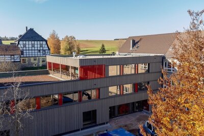 Hauptmannsgrüner Schule erhält Staatspreis Ländliches Bauen - Staatspreis für Schmuckstück: Der Anbau der Grundschule Hauptmannsgrün. 