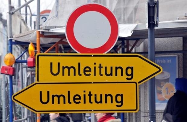 Hauptstraße in Hormersdorf wegen Havarie voll gesperrt - 