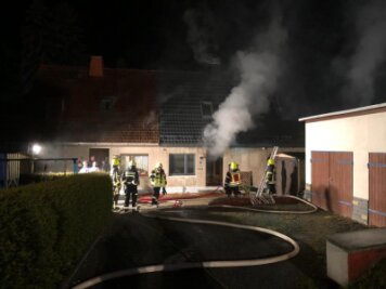 Hausbrand in Zschopau - Einbrecher legten Feuer - 
