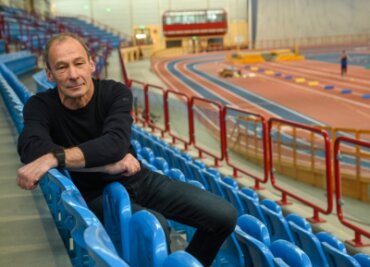 Heiko Schinkitz: "Natürlich ist Chemnitz eine Sportstadt" - Heiko Schinkitz in seinem zweiten Wohnzimmer, der Leichtathletikhalle im Sportforum. 