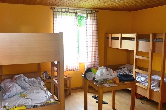 Heiß begehrt: Jugendherberge Falkenhain - In diesem Vierbettzimmer übernachten gerade Schüler auf Klassenfahrt.