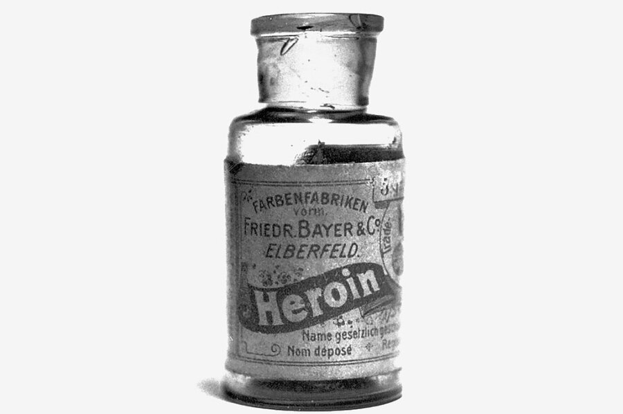 Heroin: Vom gefeierten Arzneimittel zum "Staatsfeind Nummer 1" - Deutsche Markenqualität: Die Firma Bayer erfand Heroin - und den Massenmarkt gleich mit.