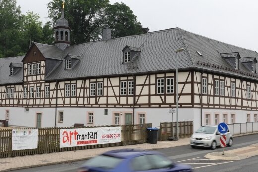 Herrenhof Erla rückt stärker ins Blickfeld - Mit großem Aufwand ließ die Stadt Schwarzenberg den Herrenhof in Erla sanieren. Ein Projektmanagement treibt die Belebung voran. 