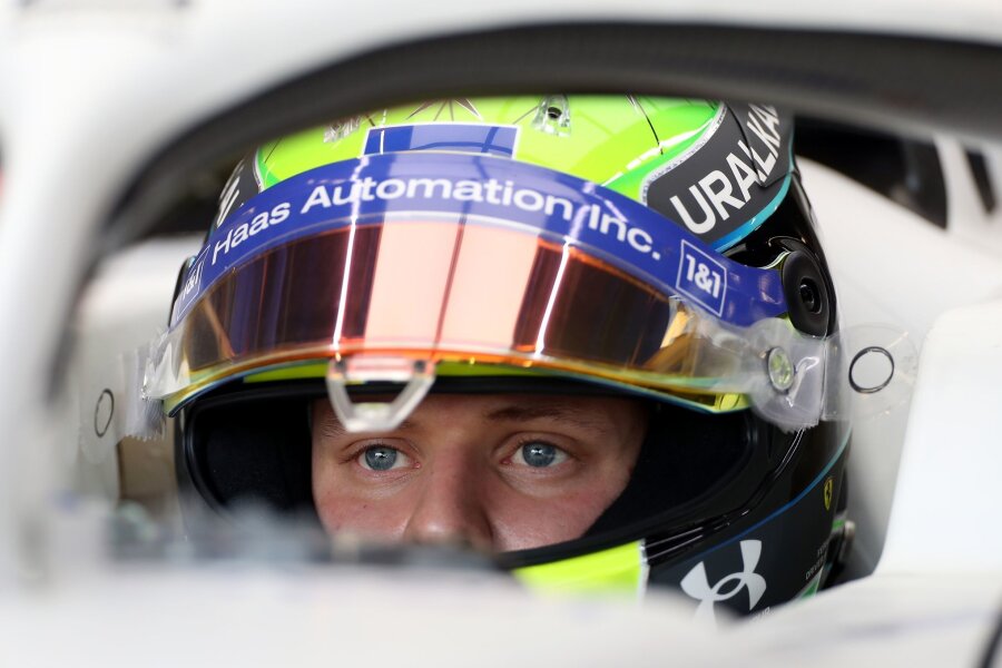 "Herzzerreißend": Frühes Aus in Le Mans für Schumachers Team - Ein Motorschaden machte Mick Schumacher in Le Mans einen Strich durch die Rechnung.