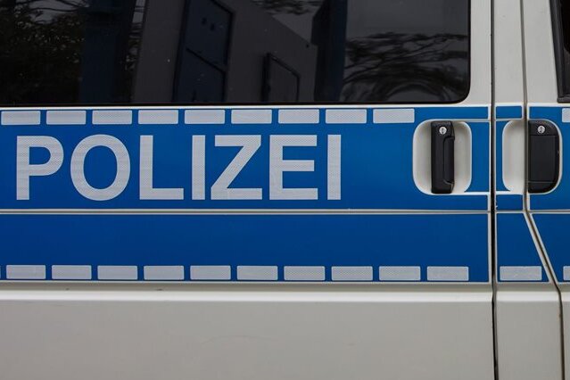Hirschfeld: Polizei schnappt Solarmodul-Diebe - 