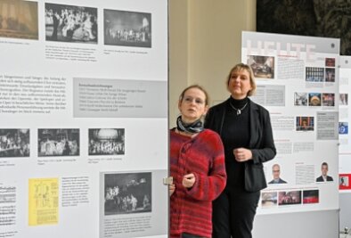 Historie des Opernchors: Kurioses aus dem Archiv - Christiane Barth und Petra Koziel forschen seit Jahren zur Geschichte des Opernchores. Jetzt haben sie eine Ausstellung erarbeitet.