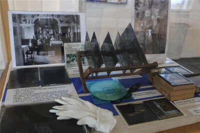 Historische Fotografien aus Pausa nochmals zu sehen - Historische Aufnahmen auf Glasplatten.