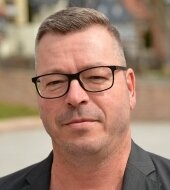 Hitlerbier-Fotos: Czyba darf Kandidat bleiben - Frank Czyba - Kandidat für die Bürgermeisterwahl in Oelsnitz