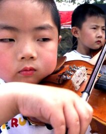 Hoa!  Warum die Vogtländer Sachsens Chinesen sind - Chinesische Kinder sind besonders musikalisch.