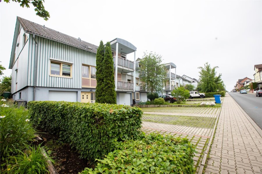 Hoch hinaus: Wohnpark im Plauener Westen soll wachsen - Die Häuser mit der markanten Fassade an der Kobitzschwalder Straße im Ortsteil Neundorf sollen wachsen.