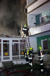Hochhausbrand in der Zwickauer Straße - 