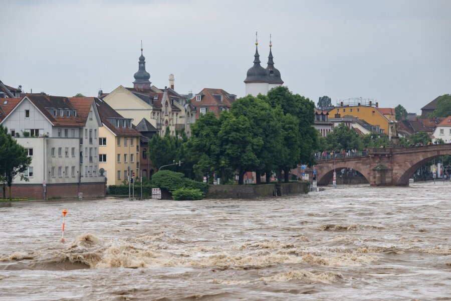Hochwasser im Süden durch Klimawandel wahrscheinlicher - Starke Niederschläge haben vor Kurzem zu Sturzfluten und Überschwemmungen in Süddeutschland geführt.