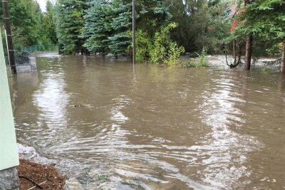 Hochwasserschutz in Freiberg ist Thema von Einwohnerforum - Bei Starkregenereignissen, wie hier im September 2019, steht der Münzbachtal-Weg regelmäßig unter Wasser.