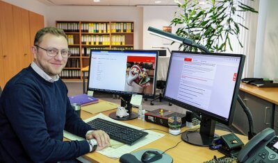 Höchste Schäden durch Onlinebetrug - Mirko Gölker kümmert sich als Leiter des Servicecenters bei der Firma Procurax in Hohenstein-Ernstthal um Betrugsmaschen.