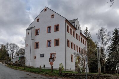 Hölzerne Kunst: Intarsien-Ausstellung öffnet im Lotterhof - Im Lotterhof von Geyer – hier ein Archivbild – wird demnächst eine Intarsien-Ausstellung gezeigt.