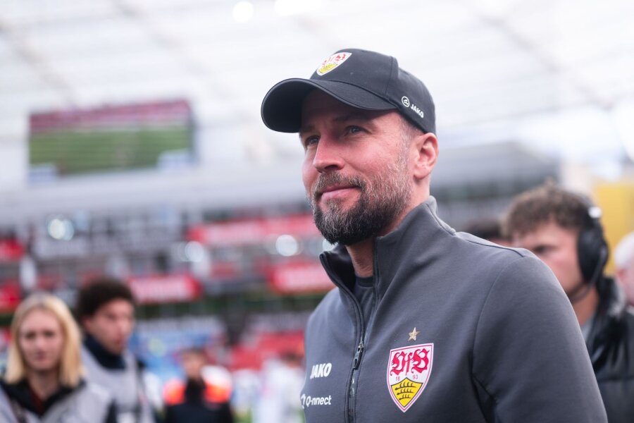 Hoeneß über Bayern-Gerüchte: "Es hat sich nichts geändert" - Trainer Sebastian Hoeneß bekennt sich zum VfB Stuttgart.