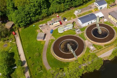 Hohe Energiepreise bringen Abwasserzweckverbände im Erzgebirge unter Druck - Von den Anlagen im Zweckverband Zschopau/Gornau benötigt die zentrale Kläranlage die meiste elektrische Energie. 