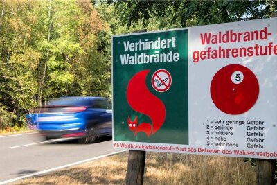 Hohe Gefahr: Waldbrandgefahr im Vogtland steigt auf Stufe 4 - In anderen sächsischen Gebieten ist die Warnstufe 5 ausgerufen worden. Im Vogtland: Warnstufe 4.