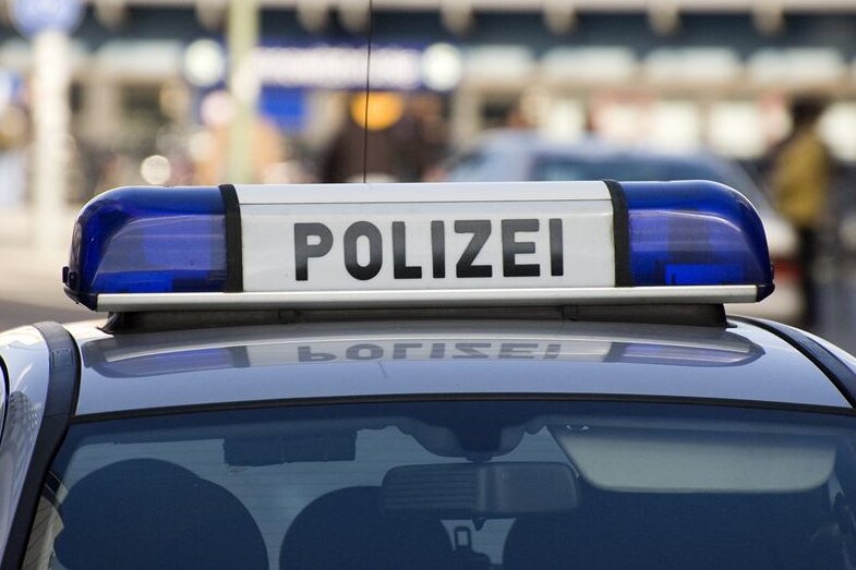 Hohenstein-Ernstthal: Drogendealer mit Rauschgift für 15.000 Euro geschnappt - 
