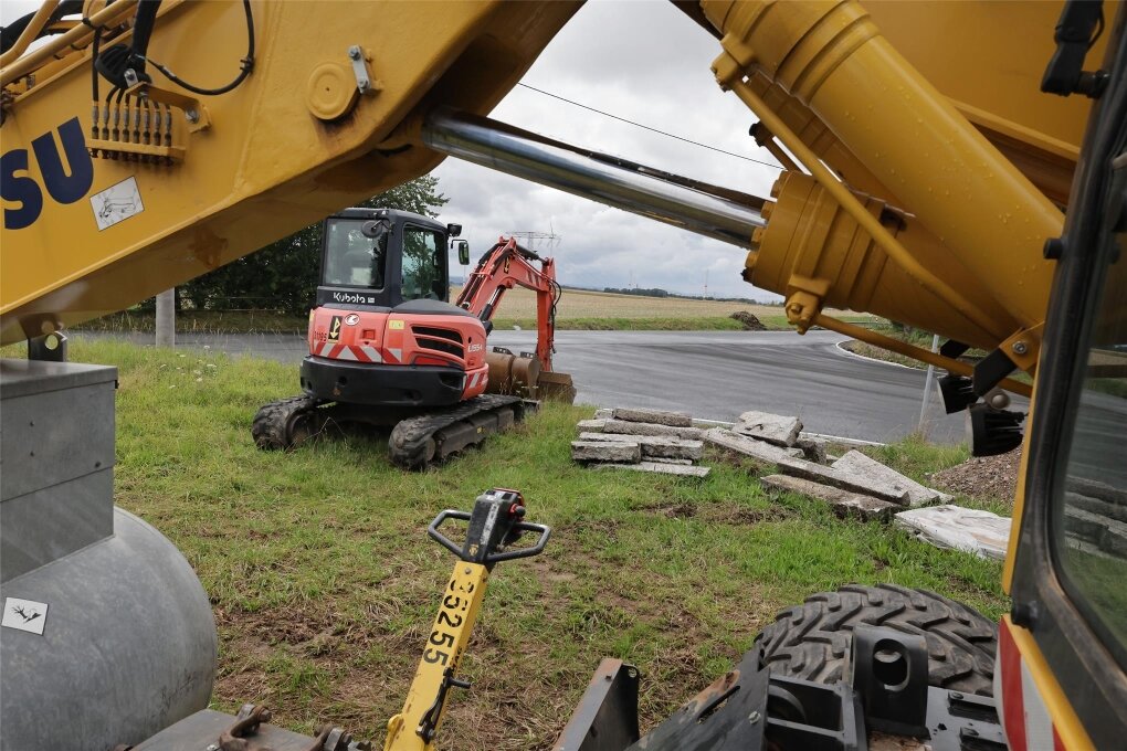 Hohenstein-Ernstthal: Verwirrung Um Baustelle Auf B 180