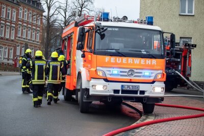 Hoher Sachschaden bei Wohnungsbrand in Plauen - 