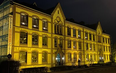 Hohndorf will Fassade der Schule erneuern - 