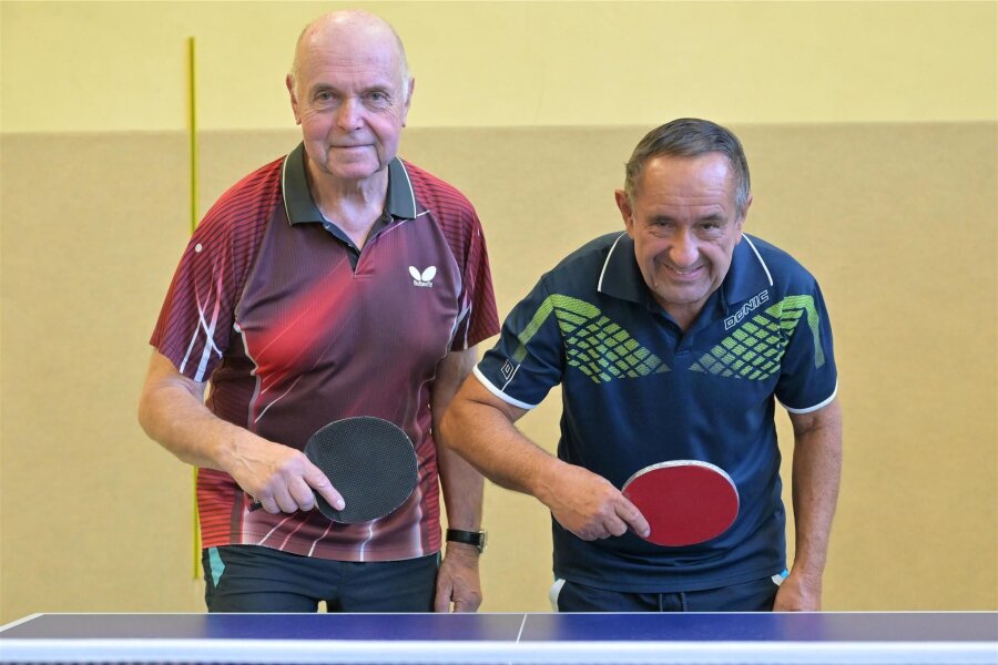 Hohndorfer Tischtennisduo peilt Gold bei Deutschen Meisterschaften der Senioren an - Holger Staskiewicz (l.) und Uwe Wingeyer streben ihre ersten Einzelmedaillen bei Deutschen Seniorenmeisterschaften an. Im Doppel und Mixed waren beide schon erfolgreich.
