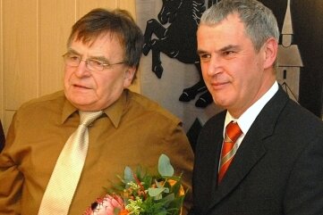 Horst Glöß im Alter von 80 Jahren gestorben - Oktober 2009: Offizielle Amtsübergabe an Nachfolger Dietmar Gottwald.