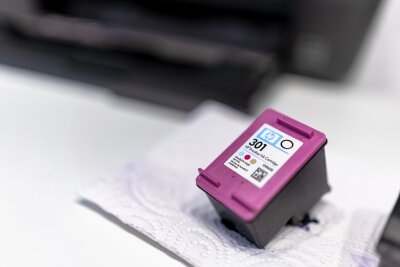 HP will Drucker mit Fremdpatronen lahmlegen - auch Tausende Sachsen betroffen - HP ist einer der weltgrößten Drucker-Hersteller.