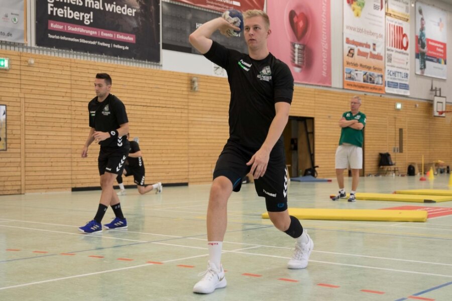 HSG Freiberg: Comeback mit langem Anlauf - Auf einem guten Weg: Nico Bertus, lange verletzter Rückraumspieler, hatte beim Leistungstest der HSG-Handballer vorige Woche mit die besten Werte aller Spieler. 