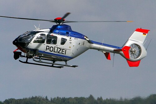 Hubschraubereinsatz nach vermeintlichem Badeunfall an der Talsperre Pirk - 