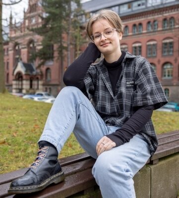 Johanna Seidel geht in die 12. Klasse der Evangelischen Schulgemeinschaft Erzgebirge.