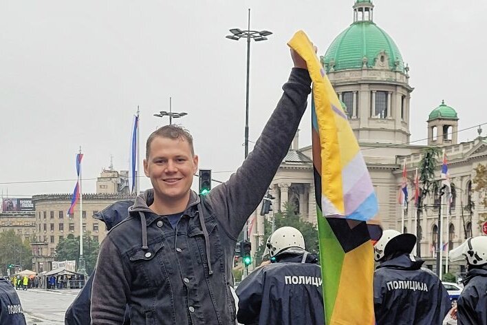 "Ich muss mich heute nicht mehr outen" - Carlos Kasper im September in Belgrad aus Anlass einer europaweiten Menschenrechtskonferenz. 