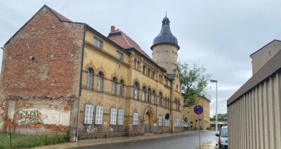 Ideen der OB-Kandidaten fürs Stadtbad - Das imposante Stadtbad in Glauchau wurde Anfang des 20. Jahrhunderts gebaut.