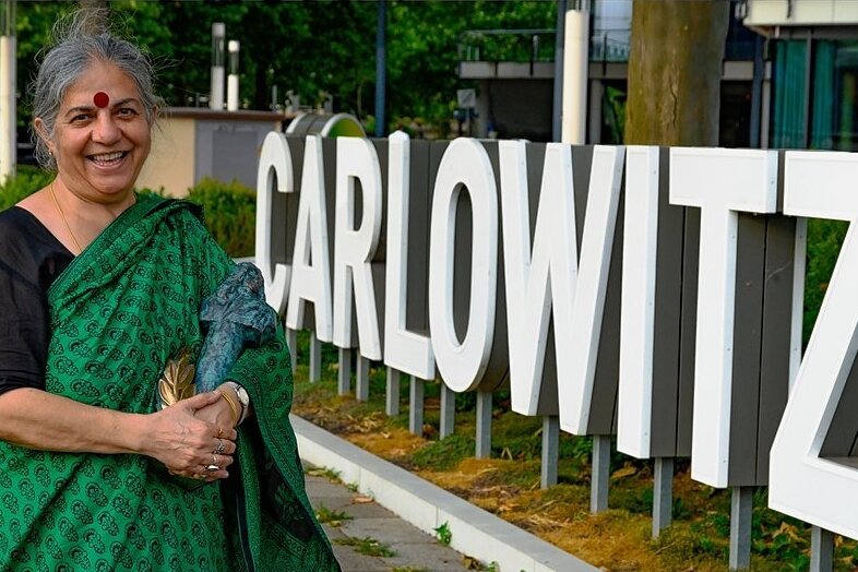Vandana Shiva erhielt den in Chemnitz vergebenen Hans-Carl-von-Carlowitz-Nachhaltigkeitspreis. 