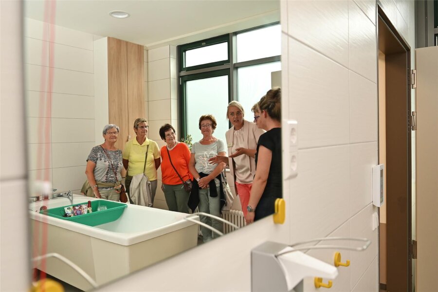 Im medizinischen Versorgungszentrum Rochlitz arbeitet ab Juni eine neue Allgemeinmedizinerin - Das Gesundheits- und Pflegezentrum „Lindenblick“ bei einem Tag der offenen Tür im September 2023.