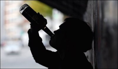 Immer mehr Kinder wegen Alkoholmissbrauchs im Krankenhaus - Immer mehr Kinder und Jugendliche müssen wegen Alkoholmissbrauchs ins Krankenhaus - im Vergleich zum Jahr 2000 verzeichnet das Statistische Bundesamt sogar eine Steigerungsrate von 170 Prozent.