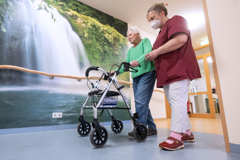 Impfpflicht: Befürchtete Kündigungen in Chemnitzer Pflegeeinrichtungen bleiben aus - 