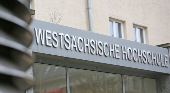 Die WHZ hat vom Verwaltungsgericht Chemnitz im Streit um Testmöglichkeiten recht bekommen. 