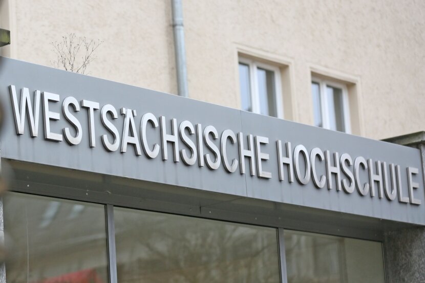Die WHZ hat vom Verwaltungsgericht Chemnitz im Streit um Testmöglichkeiten recht bekommen. 