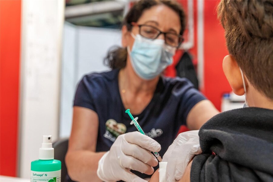 Impfung gegen Krebsviren in Sachsen deutlich weniger genutzt - Schützt gegen bestimmte Krebsarten: HPV-Impfung