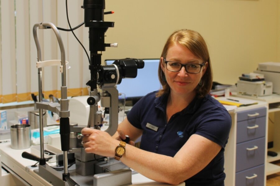 In Burgstädt öffnet eine Augenarztpraxis - Dr. Anne-Catherine Zajonz arbeitet künftig als angestellte Augenärztin in der Zweigpraxis einer Grimmaer Praxis am Markt 12 in Burgstädt. 